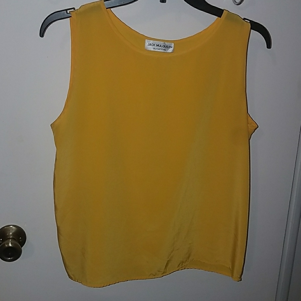 Gold/Yellow blouse